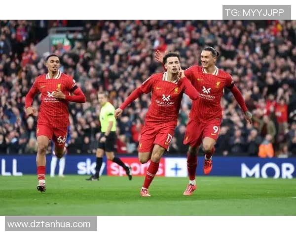 利物浦与切尔西对决主裁判分析及比赛影响探讨