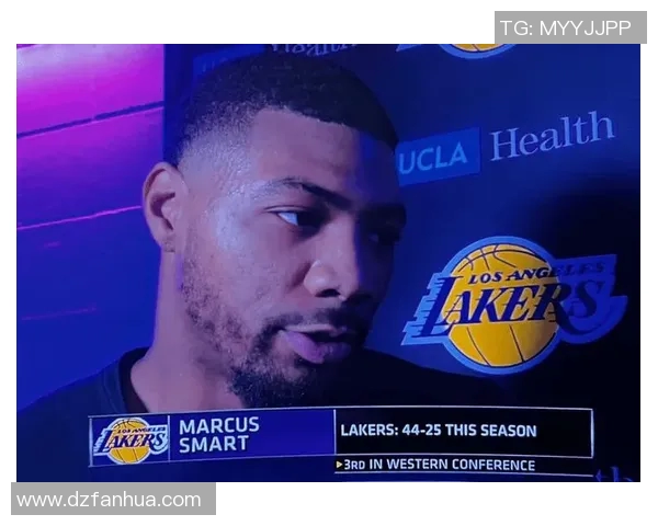 马库斯斯马特在NBA赛季中的表现与影响力分析