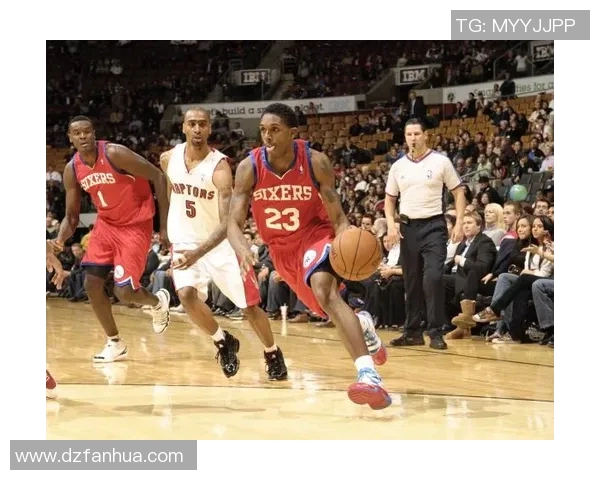 回放骑士与猛龙精彩对决全场录像分析与精彩瞬间回顾