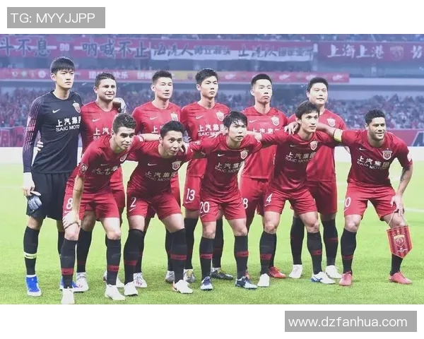 蔡慧康与胡尔克的对决谁能在赛场上笑到最后解析两位球员的实力与影响力